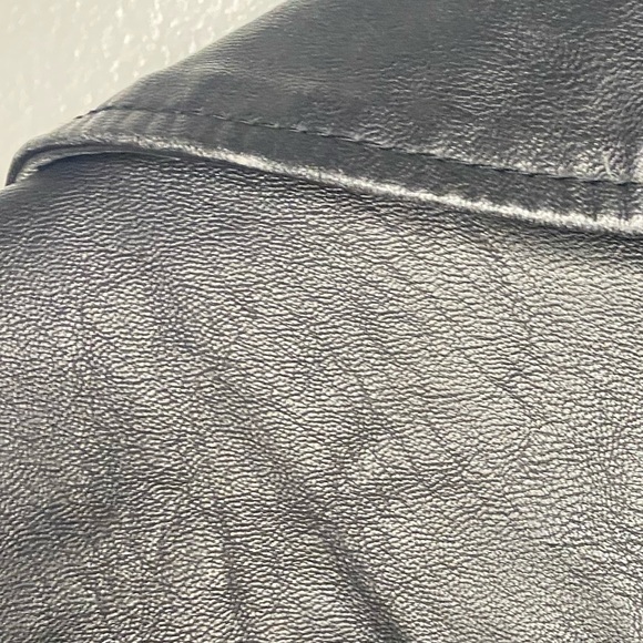 Faux leather jacket - Picture 6 of 6